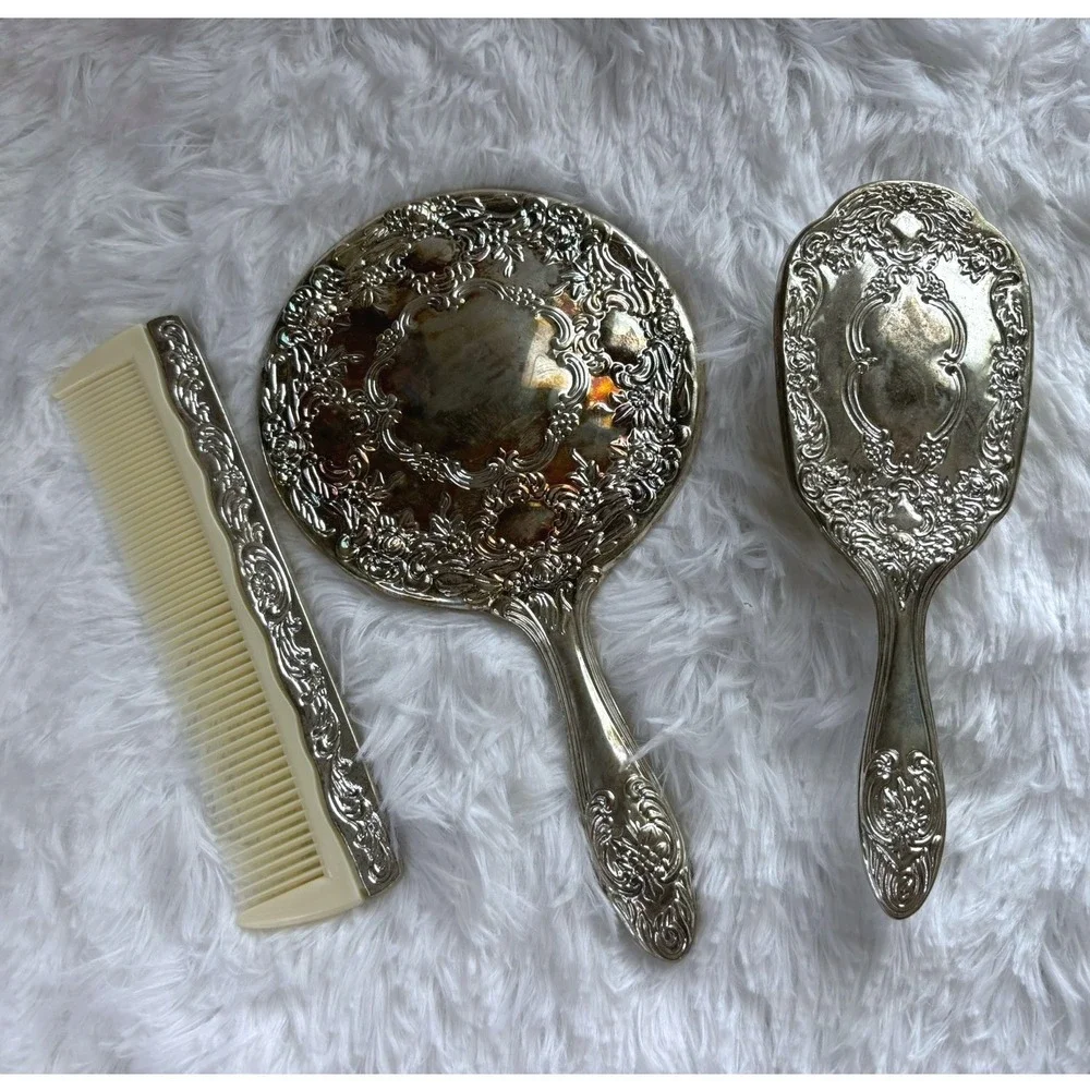 International Silver Co Vintage 3 Piece Silverplated Dresser Set Mirror Brush